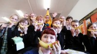 honley high banana selfie